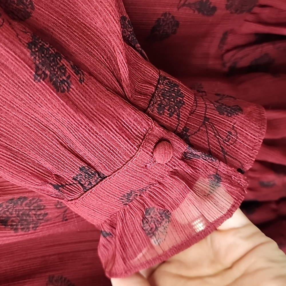 Dress - Picture 4 of 4